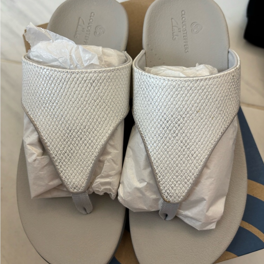 Clarks White Sandals with Textured Strap